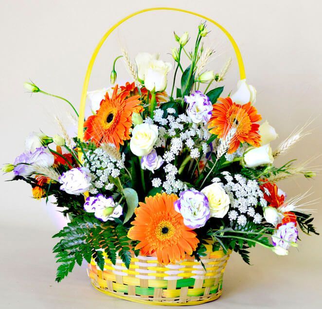 cesta de flores para regalar en Villaralbo