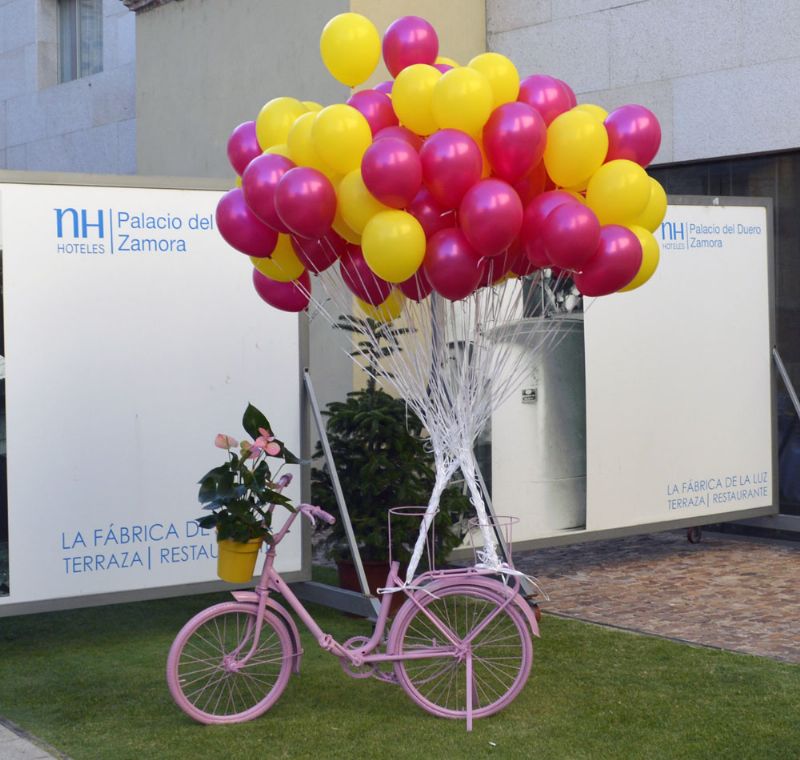 Globos de helio para suelta en una boda