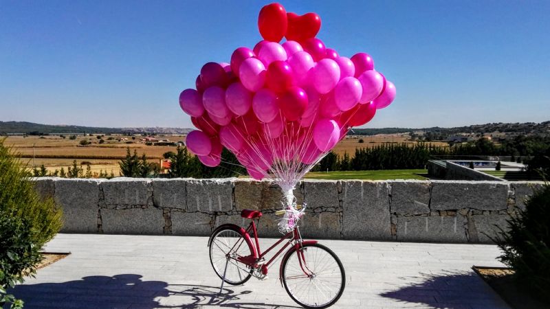 Suelta de globos de helio Zamora