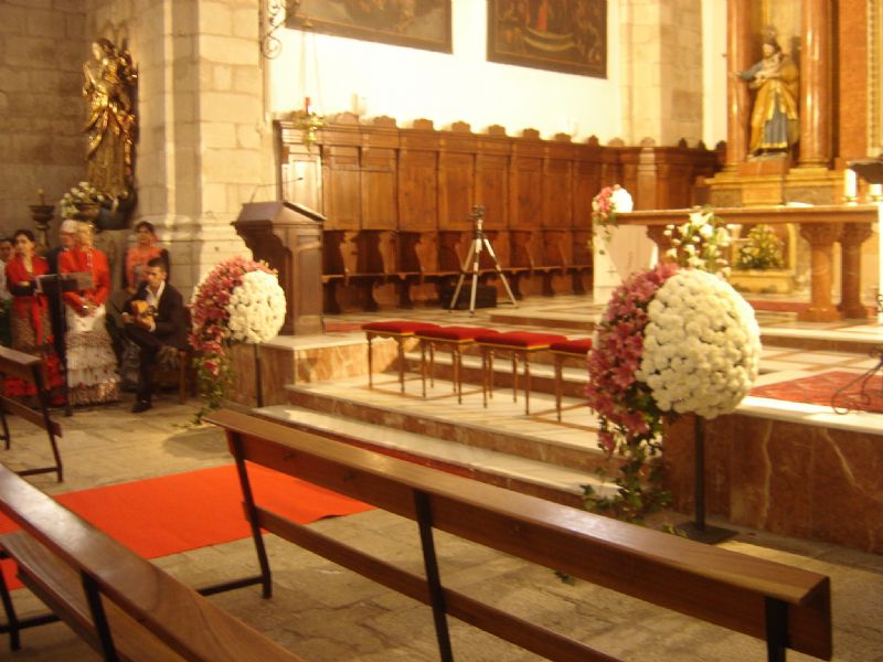 Decoración floral para boda en Iglesias de Zamora