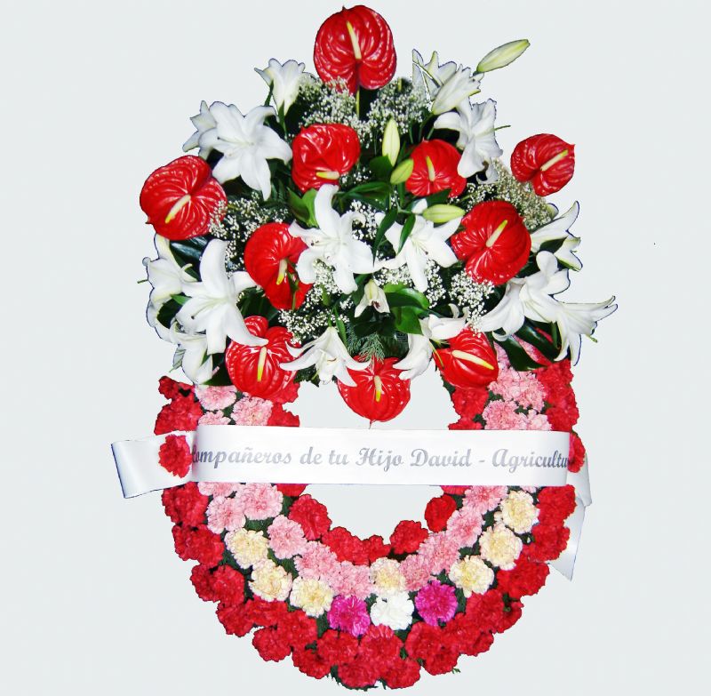 Corona de flores fúnebre para enviar a un tanatorio