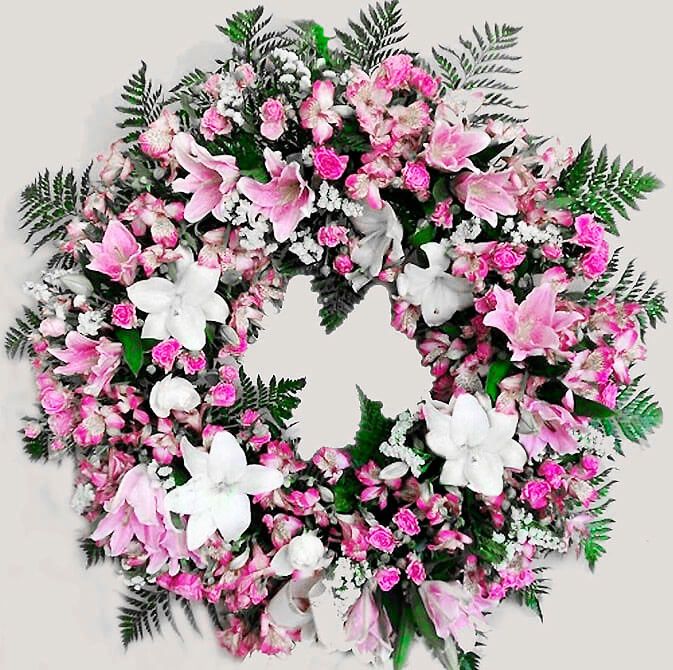 corona de flores funeraria colores rosados