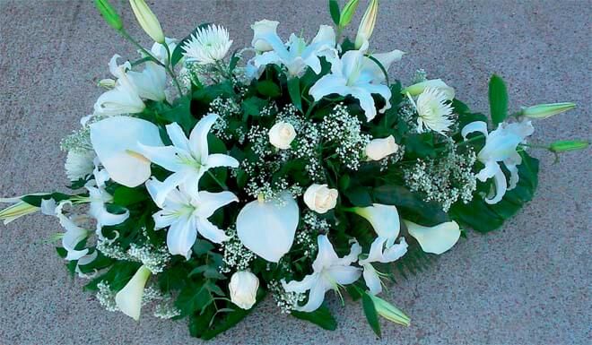 Flores para difuntos a tanatorios de Coruña