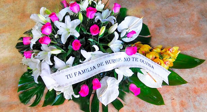 flores para difuntos del tanatorio de Badajoz
